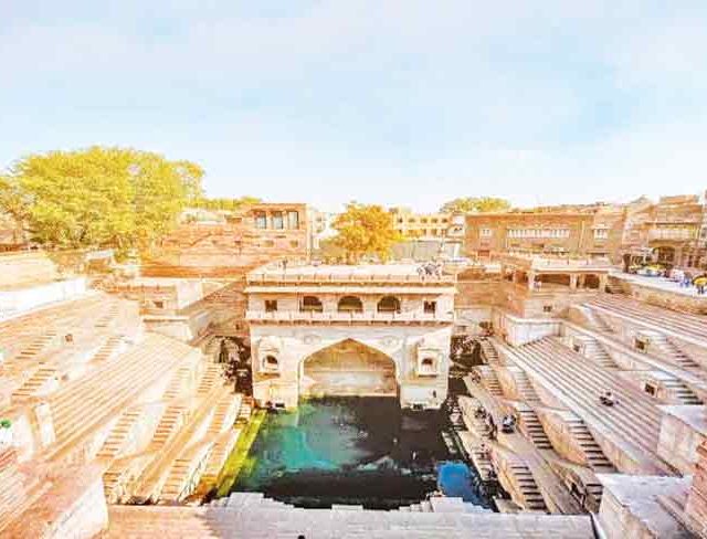 ‘राणीची वाव’ एक अद्वितीय जलमंदिर