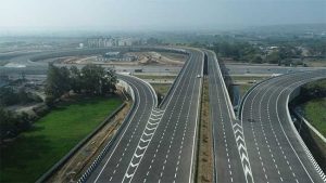 एक्सप्रेस वे मुळे दिल्ली ते मुंबई प्रवास फक्त १२ तासांत होणार