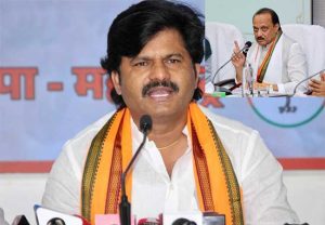 'तिजोरीच्या चाव्या तुमच्याकडे असल्या तरी मालक आमचेच आहेत'