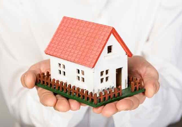Ramai Awas Yojana : घर बांधायला पैसे नाहीत ? मग काळजी कशाला ? 'रमाई आवास' घरकुल योजना आहे ना !