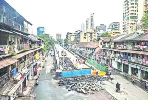 प्रभादेवी पुलामुळे बाधित होणाऱ्या ८३ कुटुंबांना मोक्याच्या ठिकाणी घरे