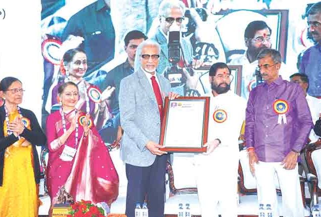 ‘डॉक्टर नसलो,… पण मोठी ऑपरेशन मी करतो!’