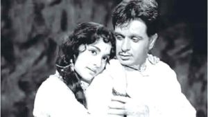 ये मिलन हमने देखा यहीं पर...