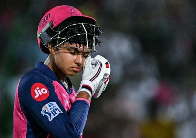 फक्त ९५ चेंडूत १७१ धावा करणारा वैभव आंतरराष्ट्रीय क्रिकेट खेळू शकणार नाही