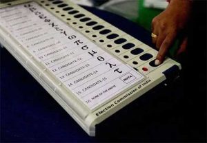 राज्यातील नगर परिषद व नगरपंचायतींच्या सार्वत्रिक व पोटनिवडणुकांसाठी मतदान आणि मतमोजणी प्रक्रिया पूर्ण