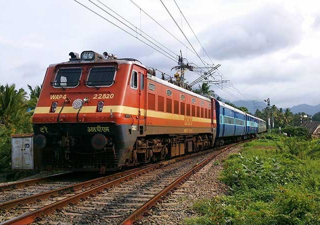 मोठी बातमी: यंदाचे रेल्वे बजेट 'छप्पर फाड के'! २.७ ट्रिलियन रूपये रेल्वे सुधारणेसाठी खर्च करणार