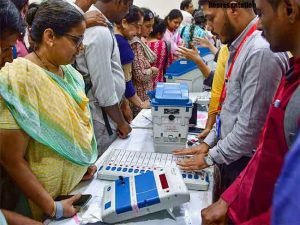 मुंबई महापालिका निवडणुकीसाठी १० हजार ३०० मतदान केंद्र