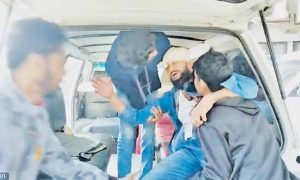 बांगलादेशात रक्तरंजित राजकीय संघर्ष