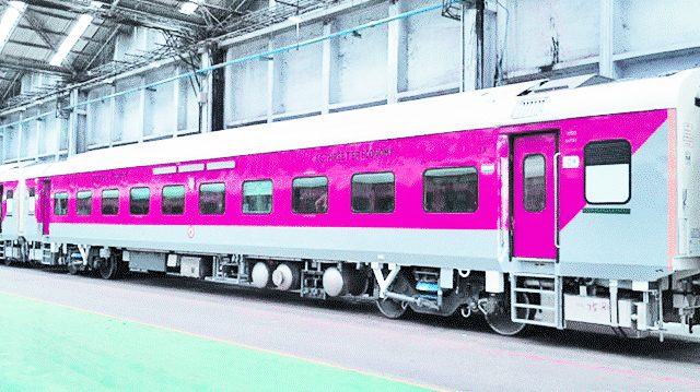 भारतीय रेल्वेने ११ वर्षांत तयार केले  ४२ हजारांहून अधिक एलएचबी कोच
