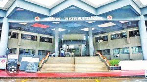 भाषा महायुती-महा आघाडीची, तयारी स्वबळाची