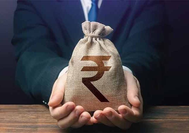 'स्मार्ट अर्नर्स' गरज नसतानाही कर्ज का घेत आहेत ?