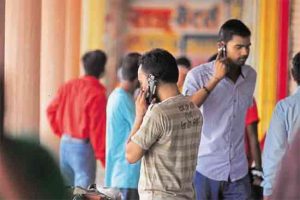TRAI Telecom Subscribers: टेलिकॉम सबस्क्राईबरची संख्या नोव्हेंबरपर्यंत १०० कोटी पार 'ही' आहे आकडेवारी