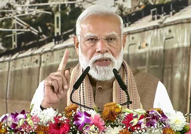 पंतप्रधान मोदी यांची एआय समिटमधील काँग्रेसच्या अर्धनग्न आंदोलनावर टीका