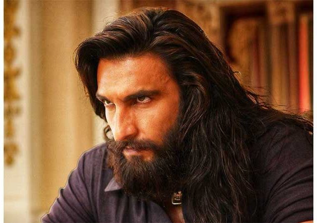 Ranveer Singh : रणवीर सिंगच्या ‘प्रलय’चे शूटिंग ऑस्ट्रेलियाऐवजी मुंबईत? दीपिकामुळे बदलल्याची चर्चा