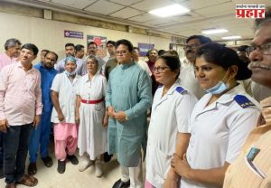 उपमहापौरांची कुपर रुग्णालयाला भेट; स्वच्छता आणि तंबाखूजन्य पदार्थांचे सेवन करणाऱ्यांवर दिले कारवाईचे आदेश