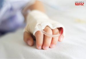 पाणी समजून प्यायलं थिनर; चार वर्षांच्या चिमुकल्याच्या तोंडापासून ते पोटापर्यंत...