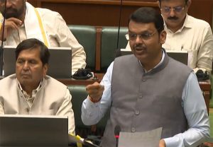 'महाराष्ट्राची अर्थव्यवस्था दोन वर्षांत 'युएई' आणि सिंगापूरपेक्षा मोठी होणार'