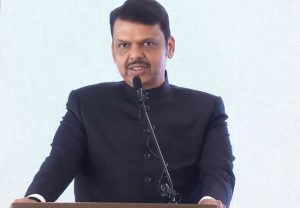सर्वच बँकांचे पीक कर्ज माफ होणार, मुख्यमंत्री देवेंद्र फडणवीस यांची ग्वाही