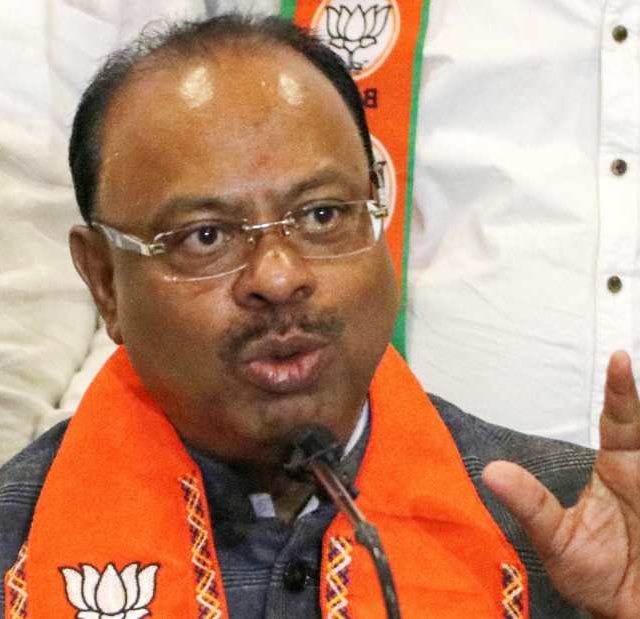 Chandrashekhar Bawankule : महसूल विभागातील सुनावण्यांसाठी 'एसओपी' - सुनावण्यांच्या संपूर्ण कामकाजासह निकालपत्रे मराठी भाषेतूनच बंधनकारक