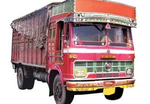 Maharashtra : अवजड वाहनांमध्ये क्लीनर बंधनकारक नाही, महाराष्ट्र सरकारचा ऐतिहासिक निर्णय