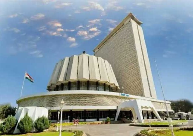 Vidhan Parishad : विधानपरिषदेच्या नवनिर्वाचित दहा सदस्यांचा गुरुवारी शपथविधी