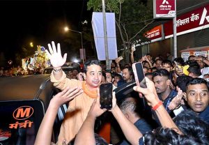 'हा कोणाच्या अब्बाचा पाकिस्तान नाही, हिंदूंचे सण दणक्यातच साजरे होणार’!