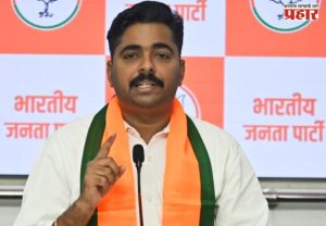 Navnath Ban : संजय राऊतांनी औरंगजेबाच्या कबरीवर जाऊन आत्मचिंतन करावे