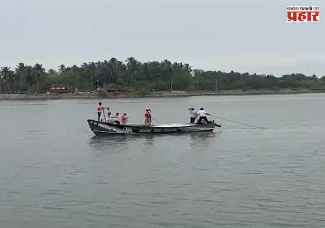 Karnataka Accident News : शिंपले गोळा करताना काळाचा घाला; एकाच कुटुंबातील १० जणांचा खाडीत बुडून मृत्यू