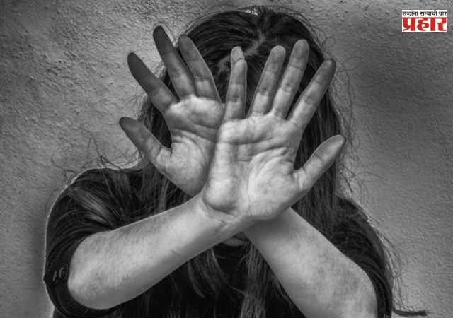 क्षुल्लक वादा वरून प्रियकराणे  प्रियसीला केली  मारहाण  . . .