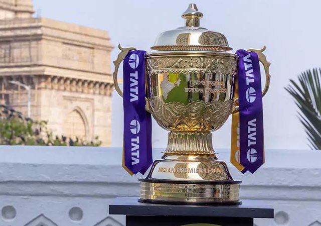 IPL 2026 मध्ये वाढली Playoff ची चुरस