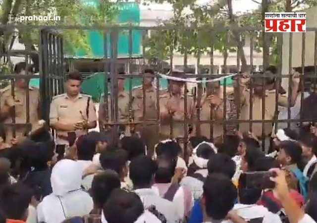 Kanpur Shocker : कानपूरमध्ये SSC-GD परीक्षेचा बोजवारा! एकाच केंद्रावर क्षमतेपेक्षा दुप्पट विद्यार्थ्यांची गर्दी; दोन्ही सत्रांतील परीक्षा रद्द