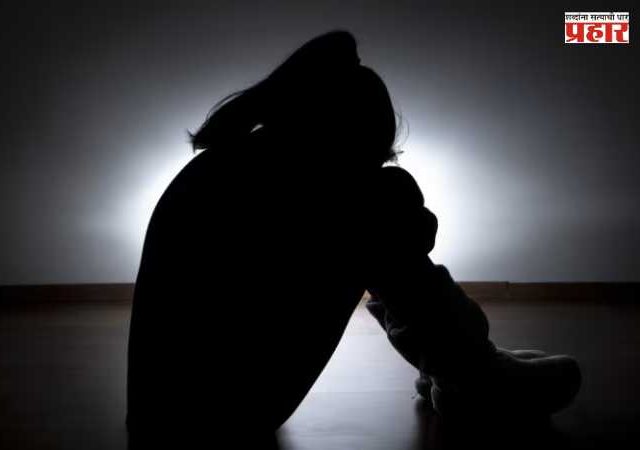 Vile Parle Crime : मुंबईतील संतापजनक घटना! द्रोणाचार्य पुरस्कार विजेत्या शिक्षकाने 16 वर्षीय विद्यार्थींनीला बोलावून घेतलं अन्...
