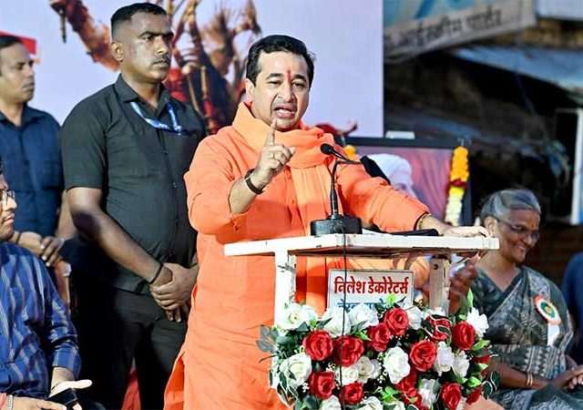 Nitesh Rane : आमिर खान लव्ह जिहादचा ब्रँड ॲम्बेसेडर; हिंदू तरुणांनी त्याच्या चित्रपटांवर बहिष्कार घालावा - मंत्री नितेश राणे