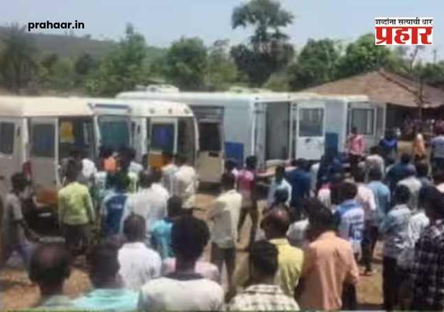 Palghar Accident : काळजाचा ठोका चुकवणारं दृश्य! एकाच रांगेत १२ मृतदेह, बापूगावात महिलांचा हृदय पिळवटून टाकणारा आक्रोश