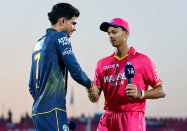RR VS DC : कर्णधार रियान परागलाच हटवले, वाचा कोण झाला नवा कर्णधार ?