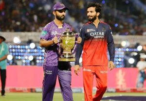 RCB VS KKR : आज आयपीएलमध्ये कोलकाता विरुद्ध आरसीबी आमने सामने ,कोलकाता सलग पाचव्या विजयासाठी सज्ज...