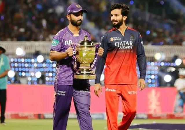 RCB VS KKR : आज आयपीएलमध्ये कोलकाता विरुद्ध आरसीबी आमने सामने ,कोलकाता सलग पाचव्या विजयासाठी सज्ज...