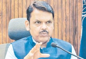 मुख्यमंत्र्यांसह सर्व मंत्र्यांच्या ताफ्यातील वाहनांची संख्या अर्ध्यावर