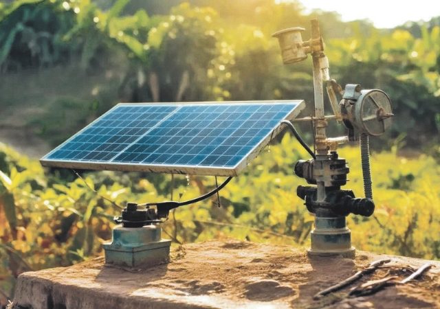 सौर ऊर्जा निर्मितीचा वेग आणि ग्रीडची कसोटी