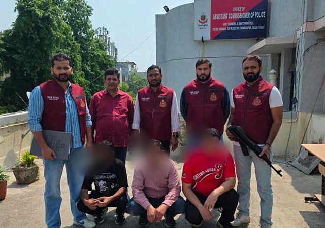 IPL Ticket Black Market : आयपीएल तिकिटांच्या काळ्याबाजाराचे रॅकेट उद्ध्वस्त