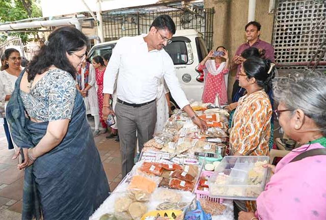 BMC च्या सर्व वॉर्ड ऑफिसमध्ये शेवया, पापड, कुरडई, लोणची, सांडगे, मसाले, सुक्की मच्छी खरेदीची सुवर्णसंधी