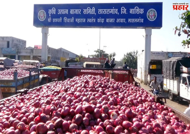 Nashik : डिझेल टंचाईमुळे सोमवारपासून जिल्ह्यातील बाजार समित्यांमध्ये लिलाव बंद