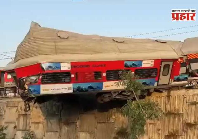 Uttarakhand Train Accident : ऋषिकेशमध्ये मोठा रेल्वे अपघात टळला! उज्जयनी एक्सप्रेसचे ३ डब्बे रुळावरून घसरले