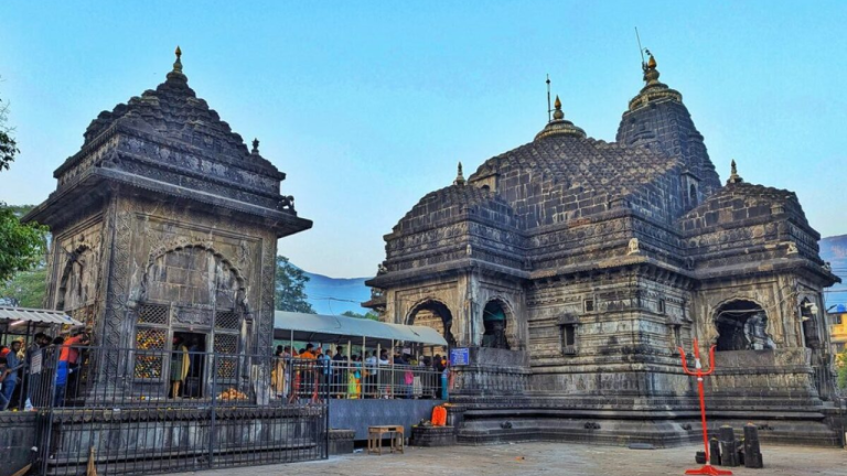 Nashik : त्र्यंबकेश्वर देवस्थानचा व्हीआयपी दर्शनाबाबत मोठा निर्णय