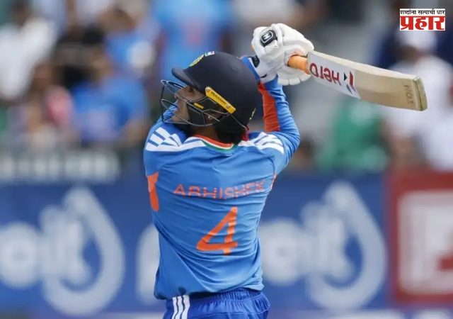 Abhishek Sharma : भारत हरला, पण अभिषेक शर्मा चमकला! अभिषेकची विक्रमी खेळी; टी-20 मध्ये रचला इतिहास