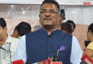 Marathi Mandatory : महाराष्ट्रात व्यावसायिक वाहनचालकांसाठी मराठी अनिवार्य; नियमांच्या अंमलबजावणीसाठी उद्या वरिष्ठ अधिकाऱ्यांची बैठक