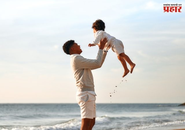 Father's Day : फादर्स डे स्पेशल! बाबांसाठी १० उपयोगी आणि खास गिफ्ट्स; प्रेमासोबत काळजीचीही भेट