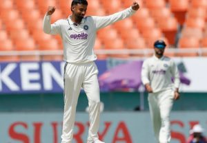 IND vs AFG Day 3 : भारत विरुद्ध अफगाणिस्तान कसोटी; मानव सुथारच्या जादुई गोलंदाजीने अफगाणिस्तानचा डाव १५२ धावांवर गारद