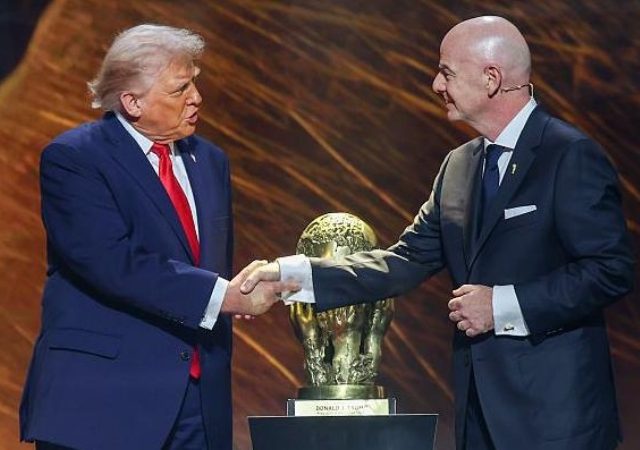 FIFA WORLDCUP 2026 : मैदानावरचा थरार आणि सीमेवरील 'अटी'; स्थलांतरितांच्या सुरक्षेचा प्रश्न ऐरणीवर