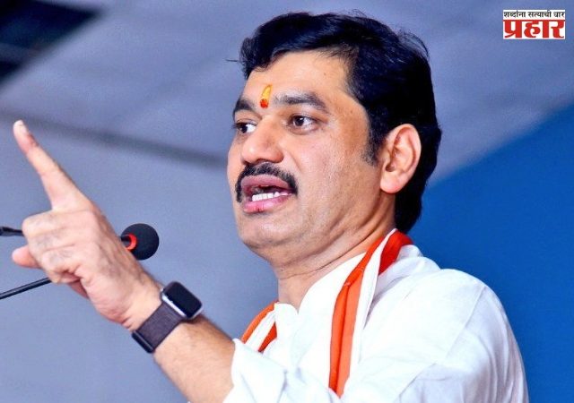 Dhananjay Munde : राज्याच्या पहिल्या महिला उपमुख्यमंत्र्यांचा द्वेष कशासाठी; विरोधकांच्या टीकेला धनंजय मुंडेंचे सडेतोड उत्तर